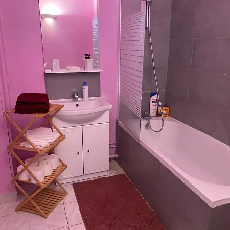 Logement Proche De La Tour Eiffel
